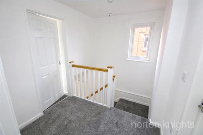 FIRST FLOOR LANDING