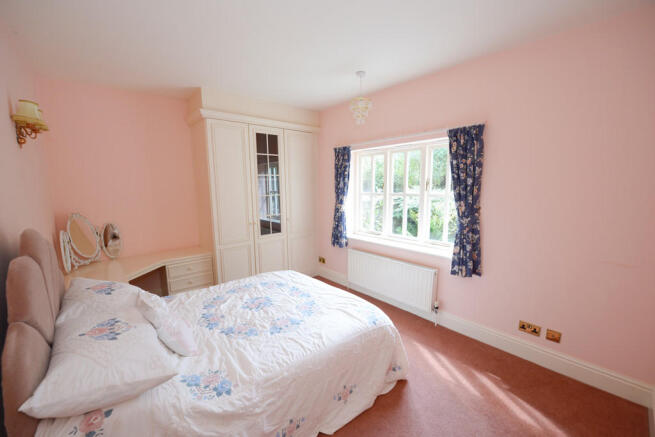 Lily's Bungalow B...