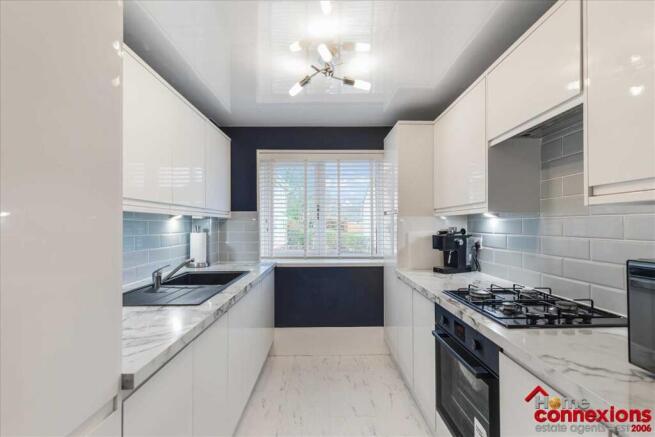 Kitchen (1)