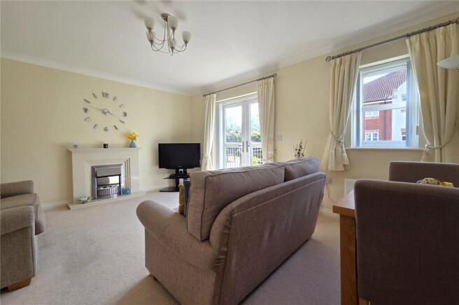 2 bed Retirement Property for sale Image 4