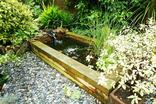 WATER FEATURE