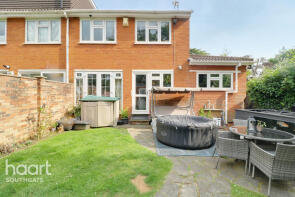 1, Regina Close, Barnet EN5 4DR
