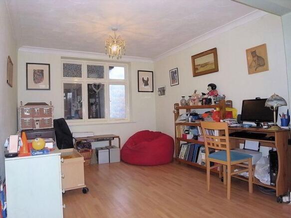 Photo 6