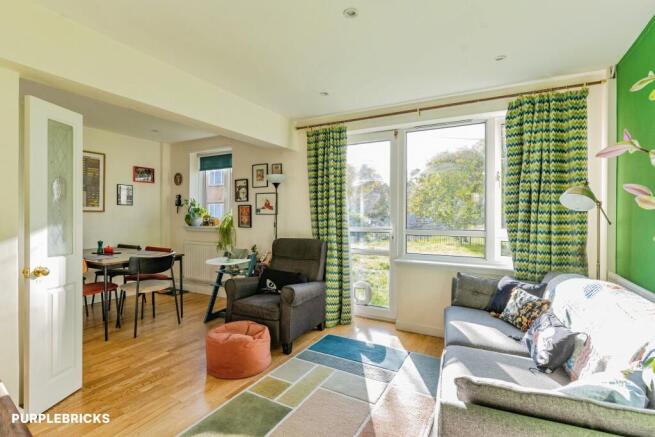 3-bed flat on Pelican Estate, Peckham, SE15, £425,000