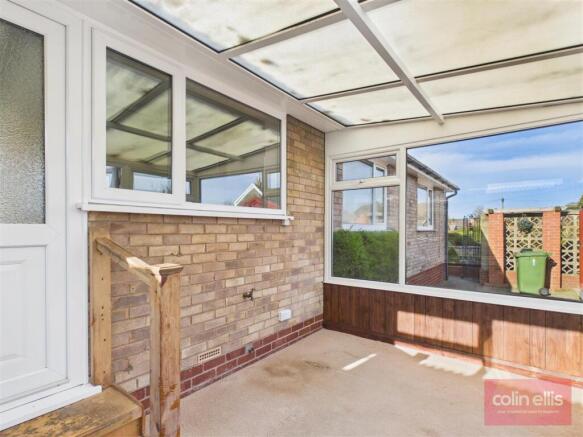 3 bed Detached Bungalow for sale Image 7
