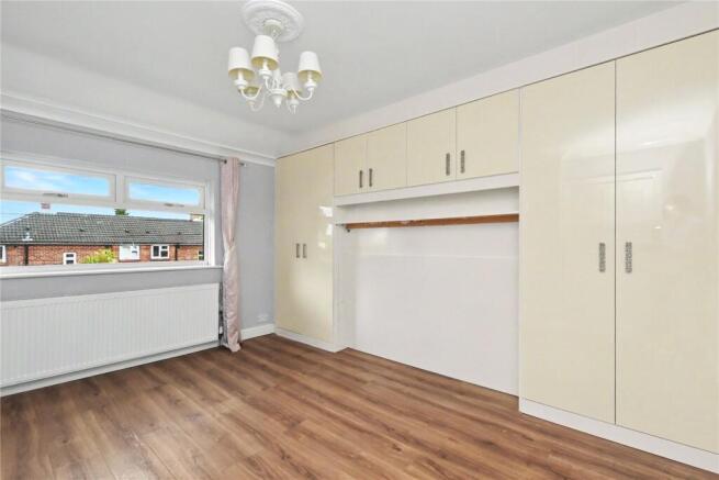 3 bed Terraced for sale Image 6
