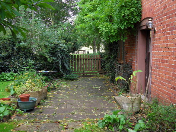 Photo 7