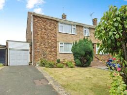262, Lonsdale Drive, Rainham, Gillingham ME8 9JT