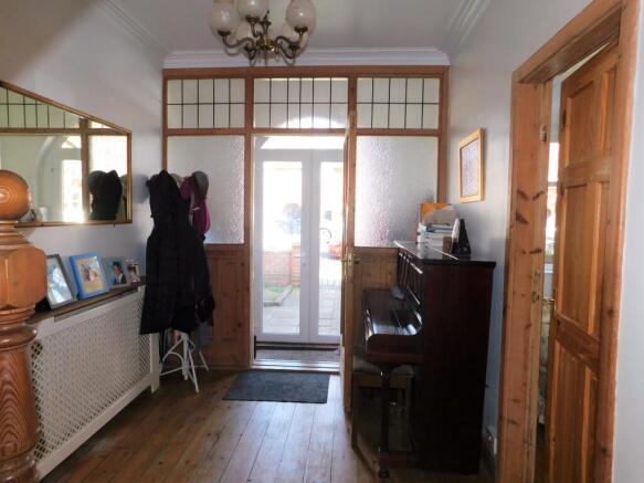Photo 4
