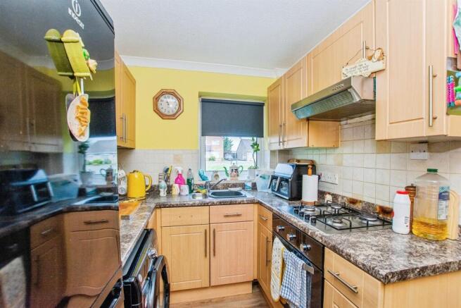 Prince Of Wales Close, Wisbech photo 4