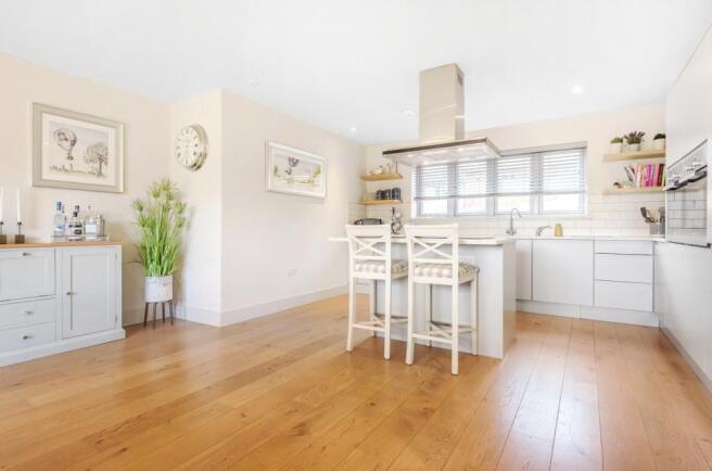 Kitchen/Breakfast Rm
