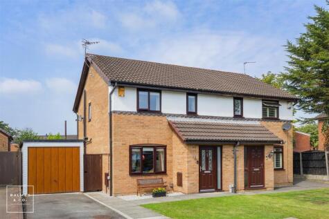 Corhampton Crescent, Atherton, M46