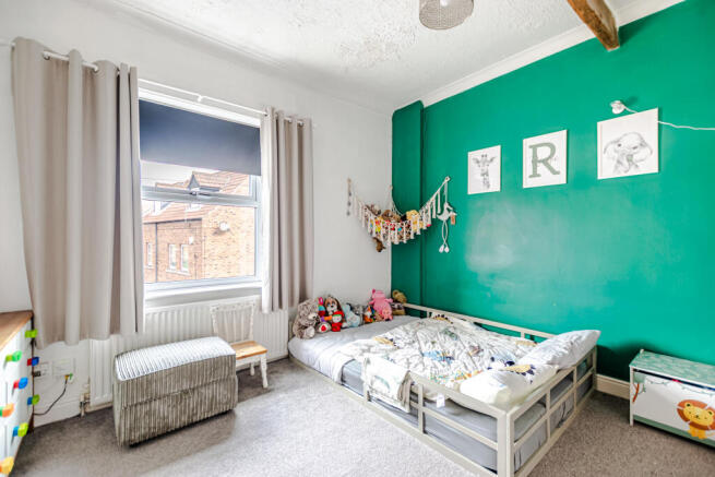 3 bed Terraced for sale Image 9