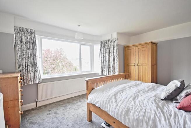 bedroom13.JPG