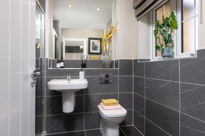 4 bed Detached for sale Image 12