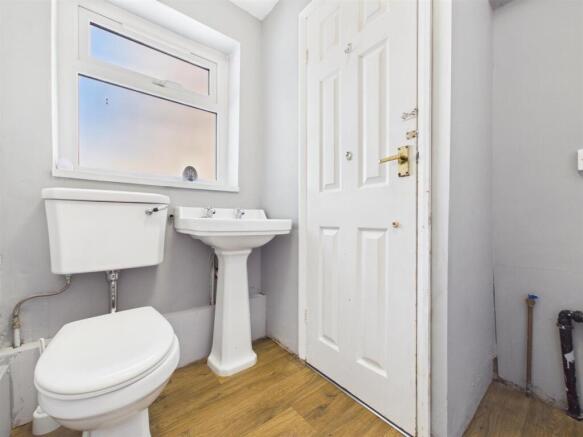 3 bed Terraced for sale Image 5