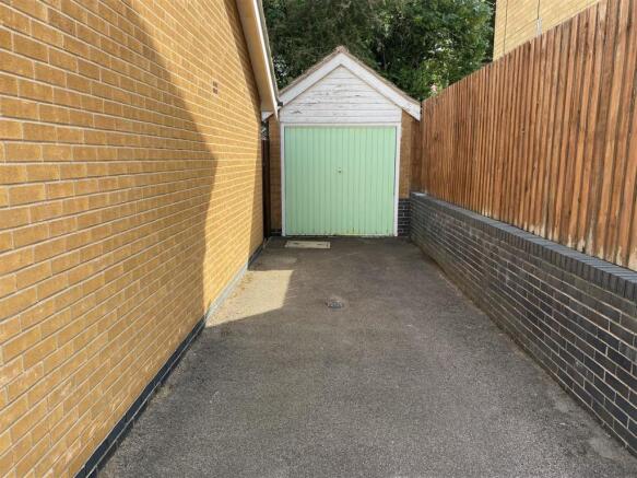 garage.jpeg