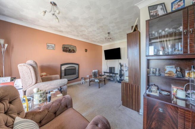 1358452-8-68dbc2c...