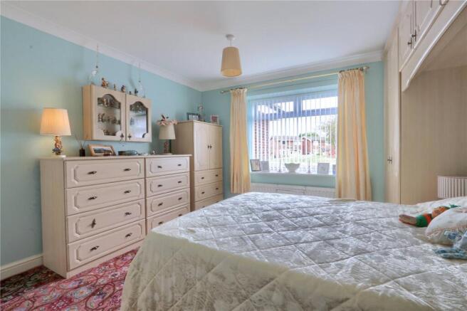 2 bed Bungalow for sale Image 9