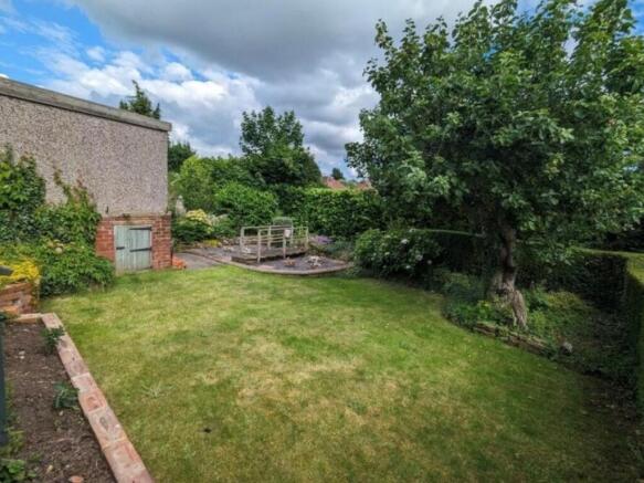 3 bed Semi-Detached for sale Image 4