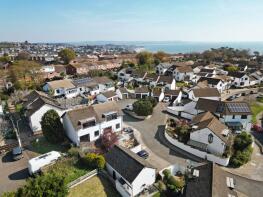 30, Oakland Walk, Dawlish EX7 9RS
