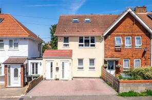 60, Hampton Crescent, Gravesend DA12 4HY