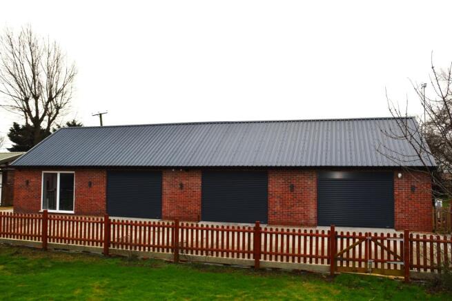 Outbuilding Garages, Workshop & Office