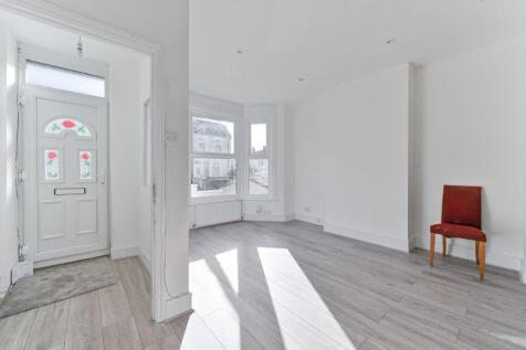 Cranbrook Road, Thornton Heath, CR7