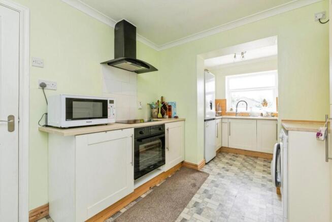 2 bed Bungalow for sale Image 6