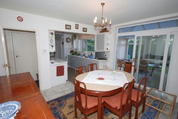 Dining Area pic 2