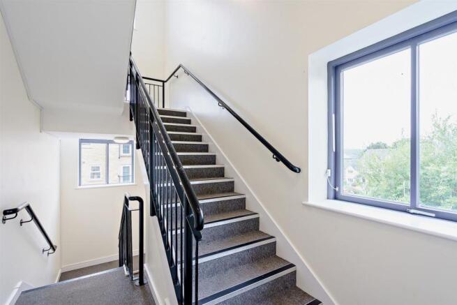 8435219-interior16-800.jpg