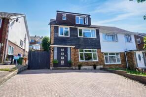66, Arnison Avenue, High Wycombe HP13 6DB