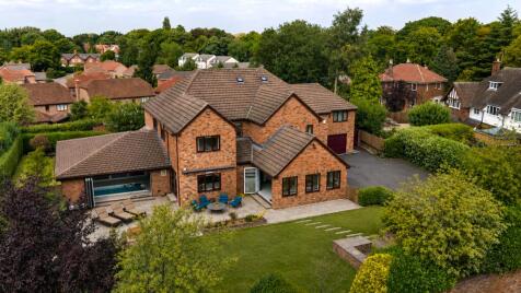 Woodthorpe Park Drive, Wakefield