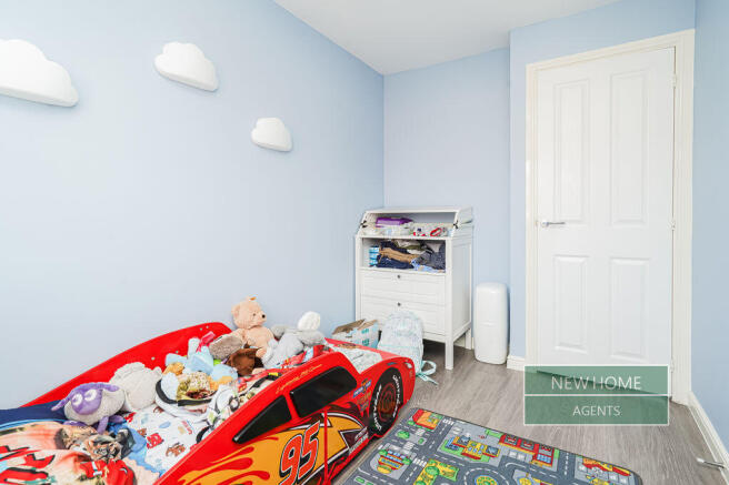 3 bed Semi-Detached for sale Image 12