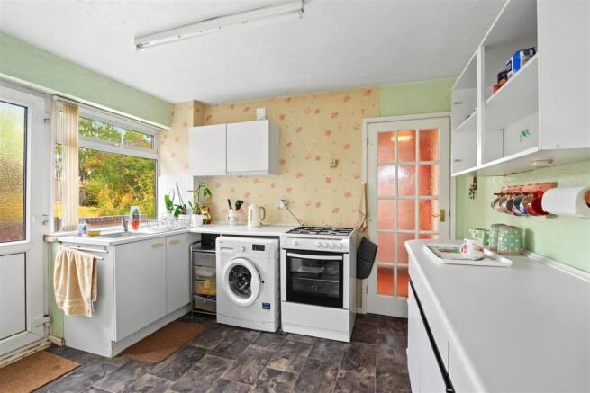 Kitchen_1.jpeg