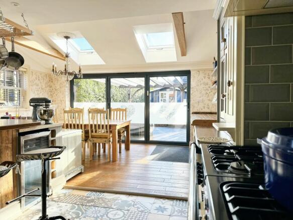 Kitchen/Dining Room