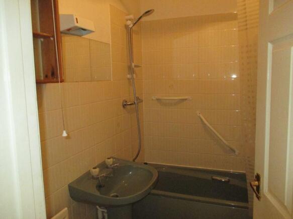 Photo 8