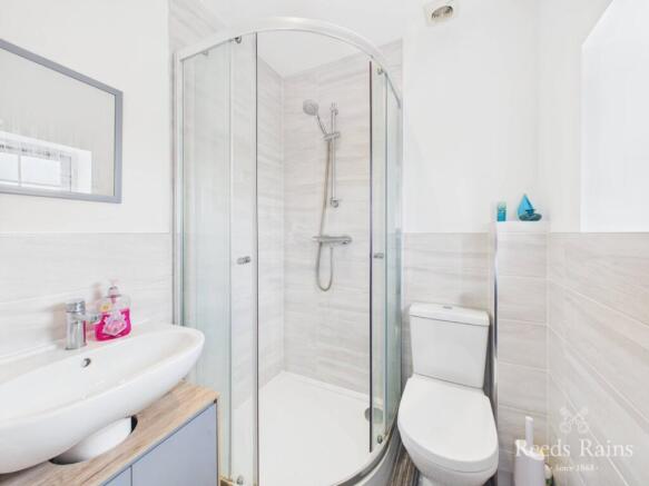 3 bed Semi-Detached for sale Image 5