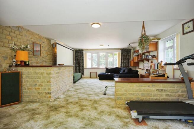 Family / Cinema Room