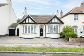 23, Birchwood Drive, Leigh-on-sea SS9 3LD