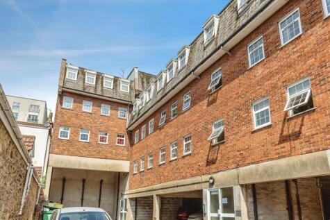 Richmond Dale, Bristol, BS8