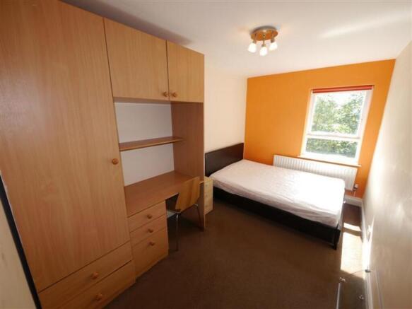 1 bed Apartment to rent Image 7