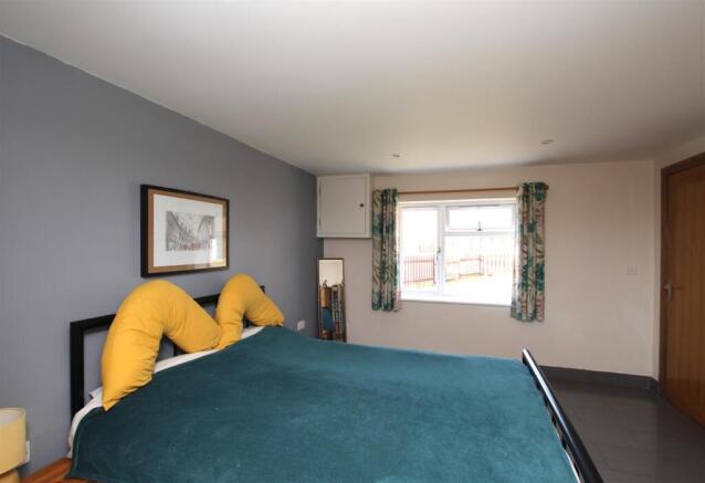 Gound Floor Bedroom - b.JPG