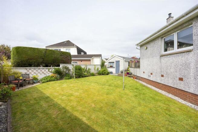 7_ADAMSLIE_CRESCENT_KIRKINTILLOCH_003.JPG