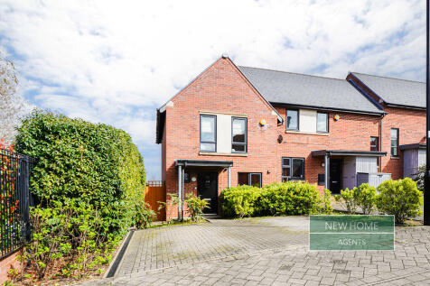 Honeysuckle Road , Sheffield, S5 6FF