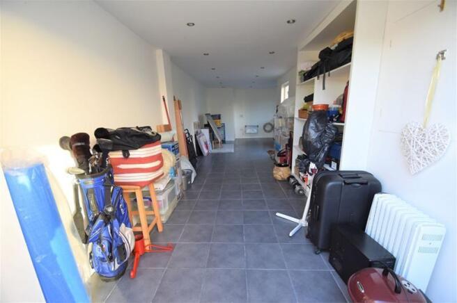 Garage/Studio Room