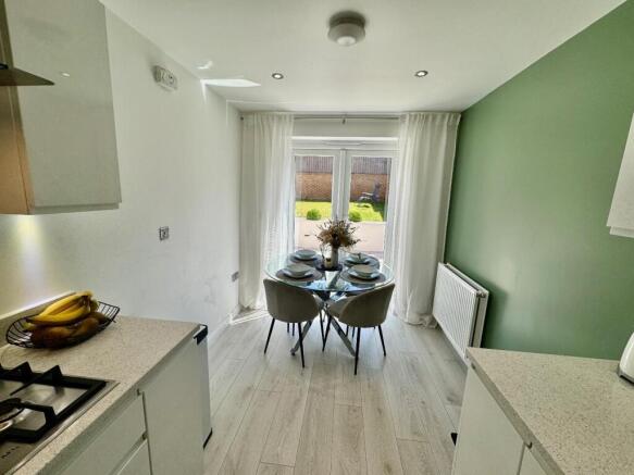 Brambling Drive, Guisborough photo 5
