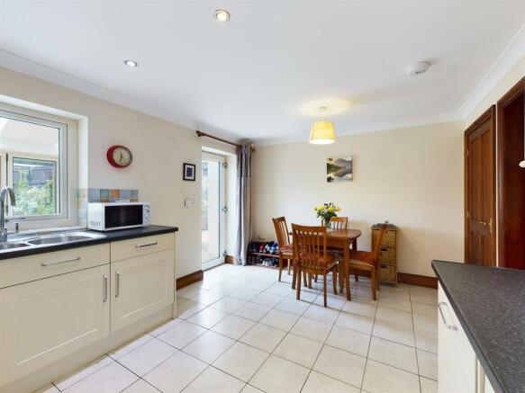 Dining Kitchen