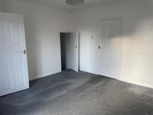 Northfield Avenue, Wigston, Leicestershire photo 4