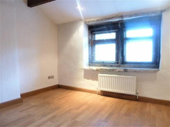 Spacious Bedroom